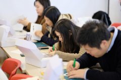 华体会app在线平台直播带岗，助力人才求职就业